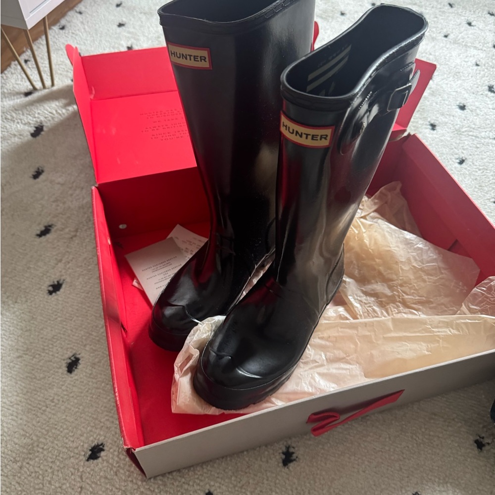 Hunter Women's Black Rain Boots